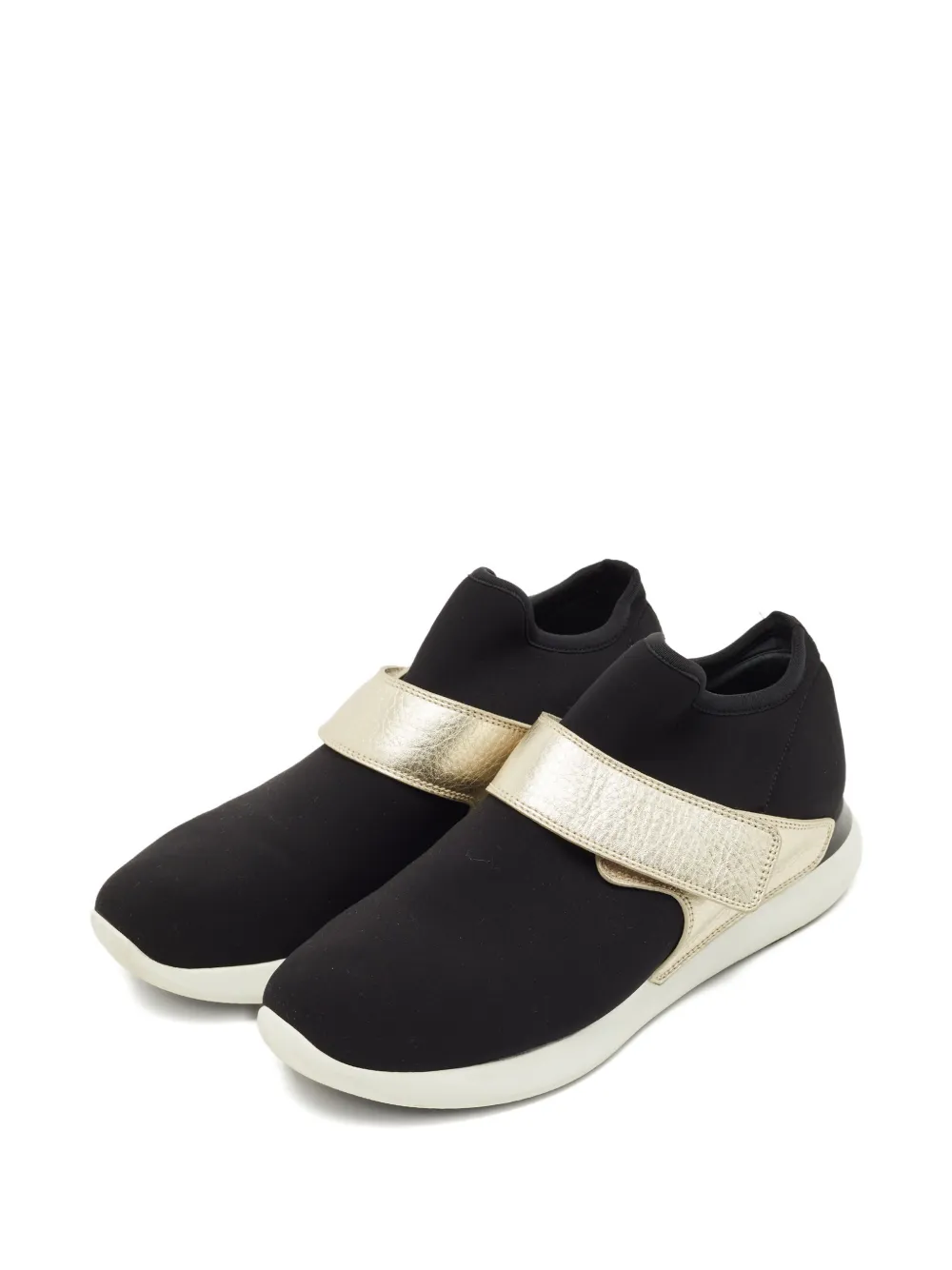 Ferragamo Pre-Owned strap-detail slip-on sneakers - Zwart