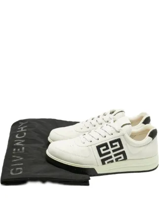 Givenchy Pre-Owned