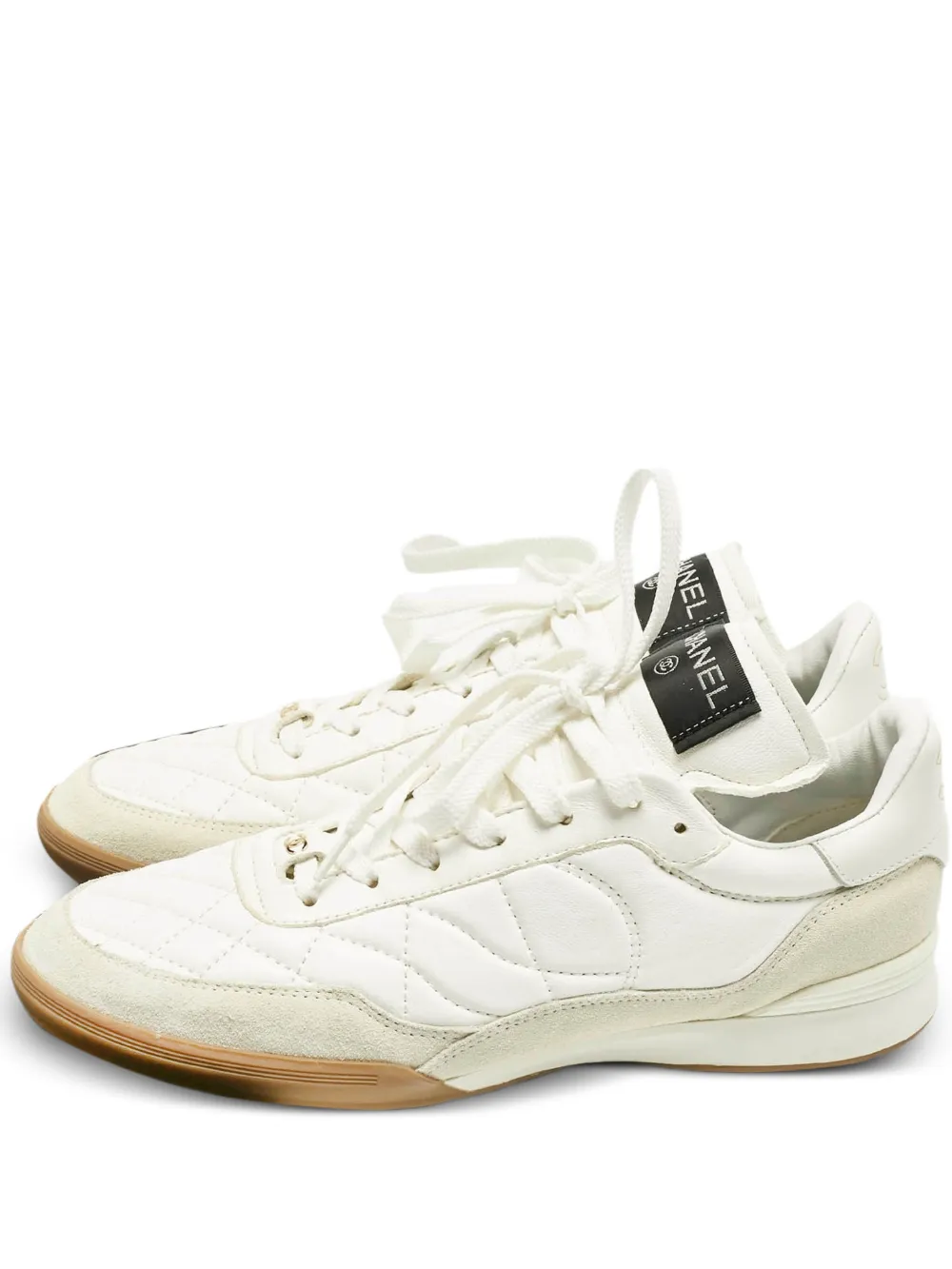 CHANEL Pre-Owned Perforated leather low top sneakers - Weiß