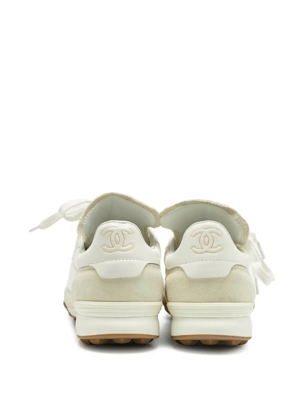 CHANEL Pre-Owned Perforated leather low top sneakers - Wit