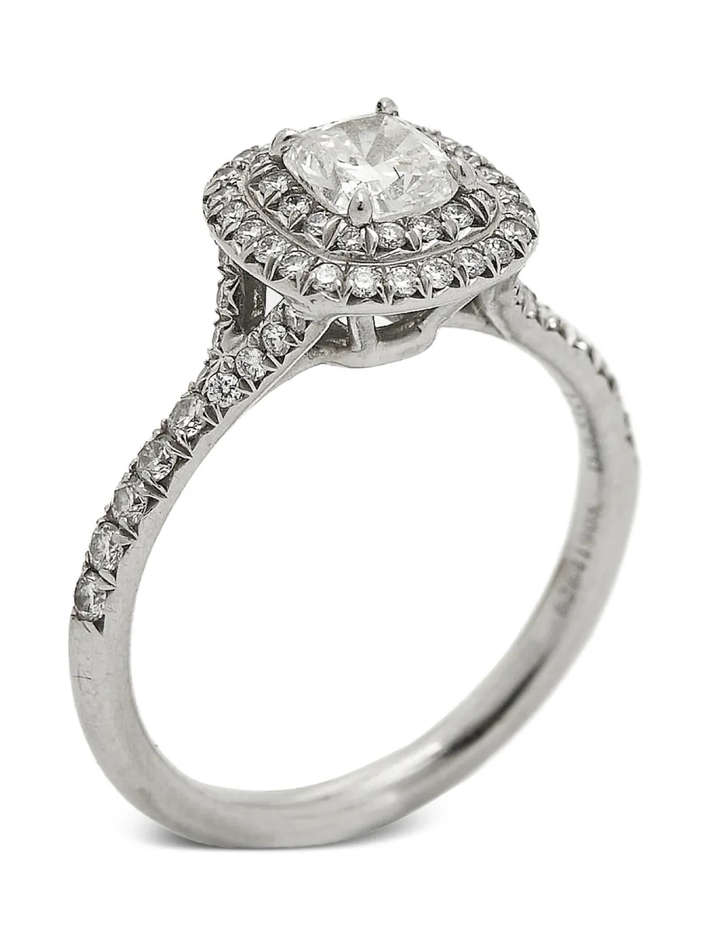 who is ring owned by - Ilustrasi 2
