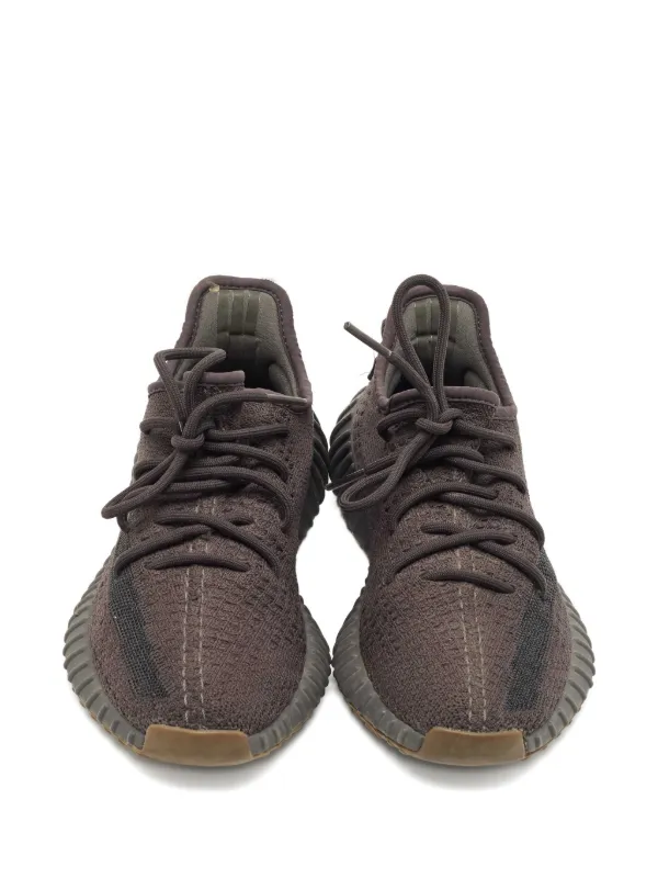 yeezy cinder brown