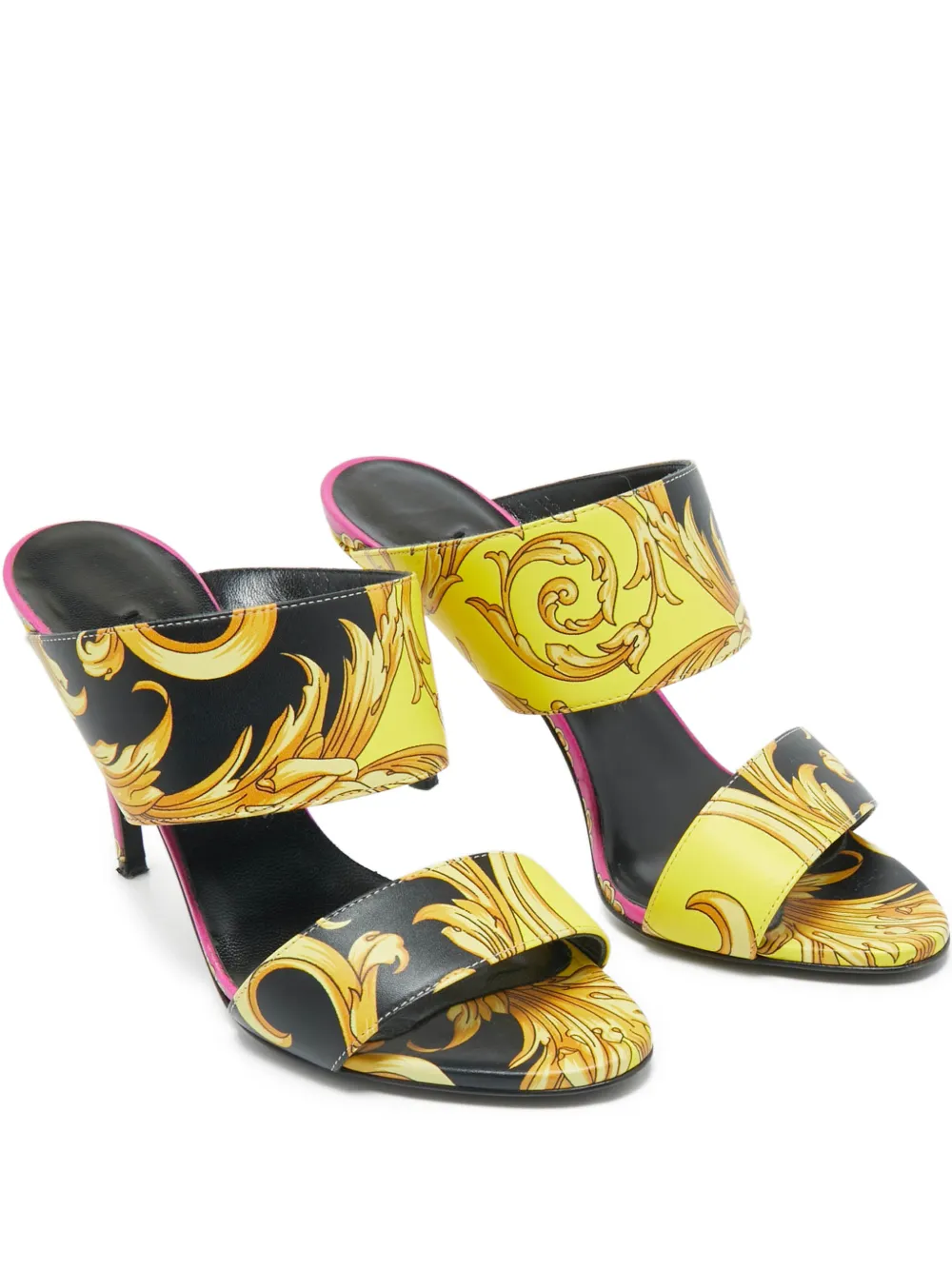 Versace Pre-Owned baroque print leather sandals - Nero