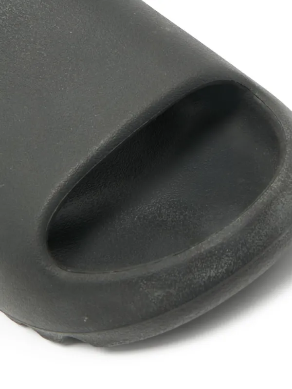 Adidas Yeezy open-toe Slides | Grey | FARFETCH