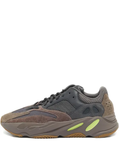adidas Yeezy 700  V3 mesh-detail sneakers