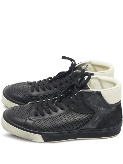 Louis Vuitton Pre-Owned tenis altos con perforaciones