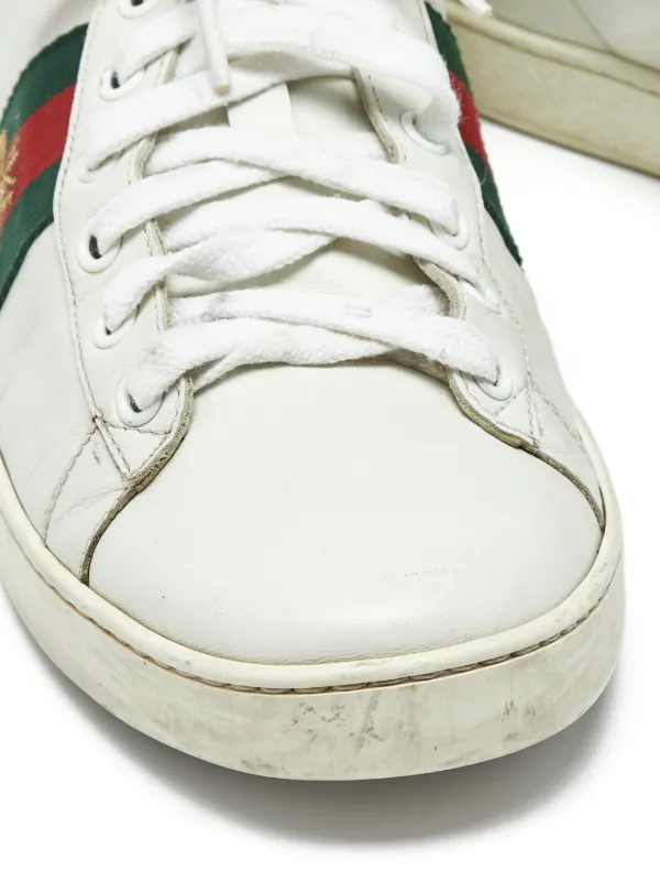 GUCCI スニーカー ホワイト ビー 刺繍 Gucci Pre-Owned エース ビー レザースニーカー | ホワイト | FARFETCH JP