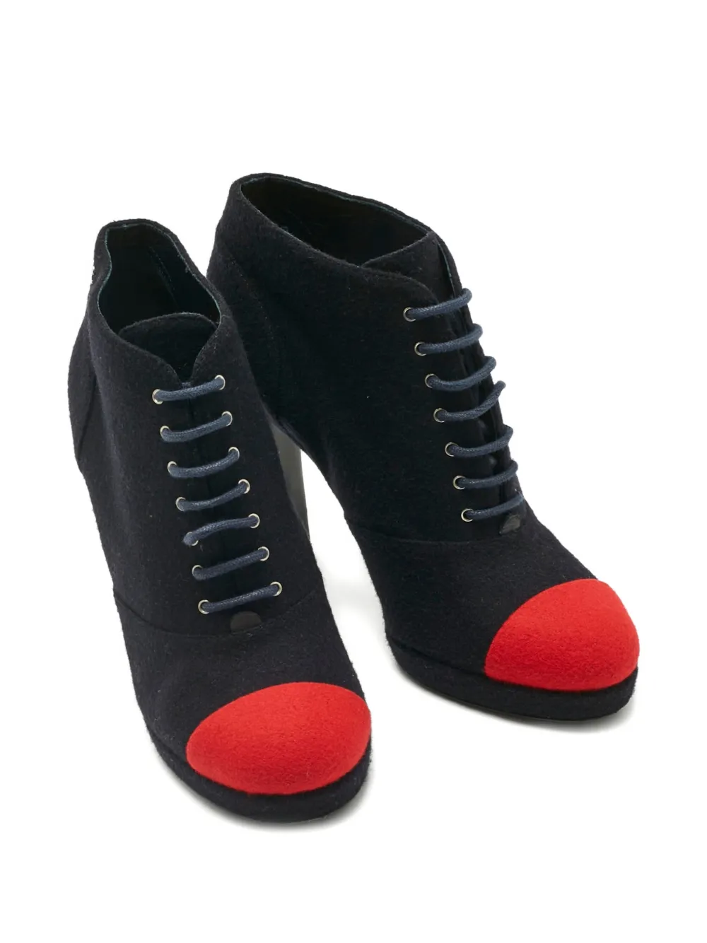 CHANEL Pre-Owned cap-toe lace-up ankle boots - Zwart