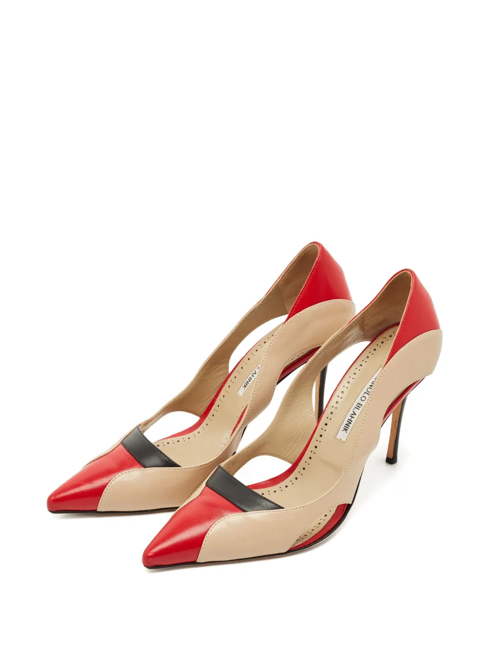 Manolo Blahnik Vestala cut-out heels - Beige