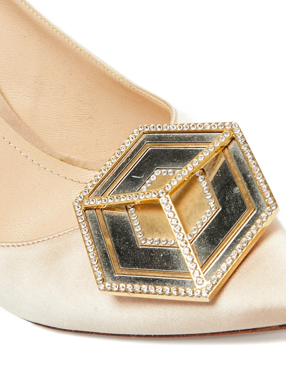 Pre-owned Nicholas Kirkwood Eden Crystal-embellished Pumps In Neutral