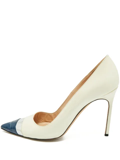 Manolo Blahnik pointed-toe leather heeled pumps