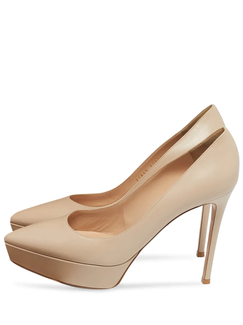 Gianvito Rossi pointed-toe leather pumps - Nude