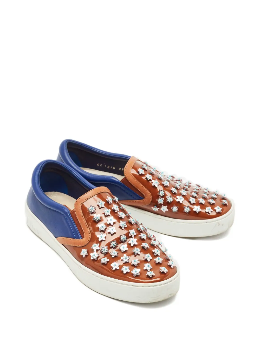 Christian Dior Pre-Owned floral-embellishmed slip-on sneakers - Bruin