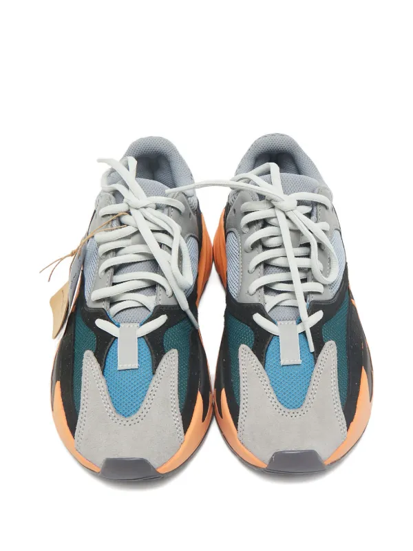 靴  YEEZY Boost 700 Wave Runner 28 Adidas Yeezy Boost 700 Wave Runner Sneakers | Grey | FARFETCH