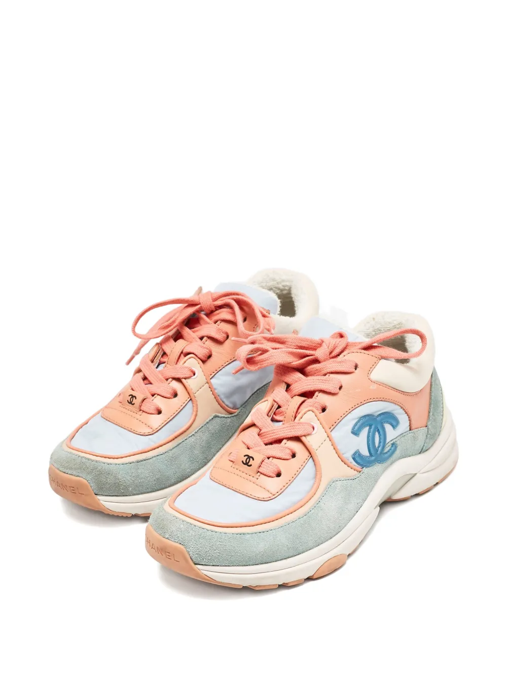 CHANEL Pre-Owned CC logo lace-up sneakers - Blauw