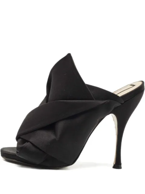 Nº21 mules con peep-toe