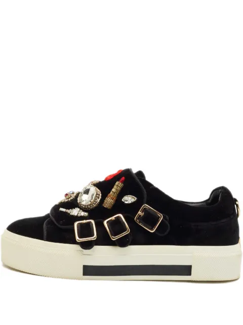 Alexander McQueen Pre-Owned sneakers med spændedetalje og udsmykning