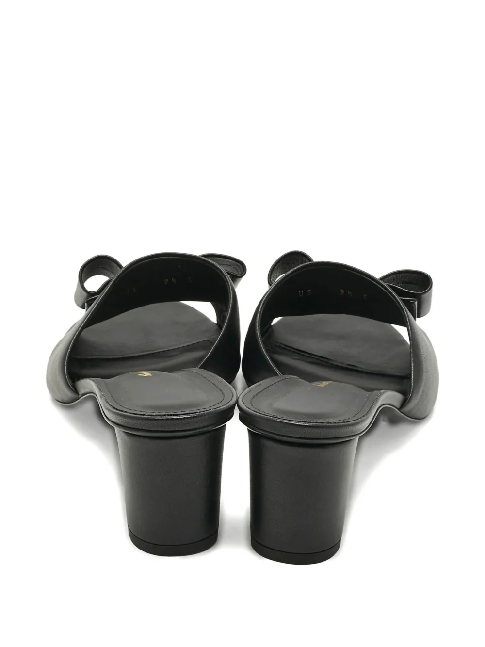 Ferragamo Pre-Owned Valery leather logo-plaque sandals - Zwart