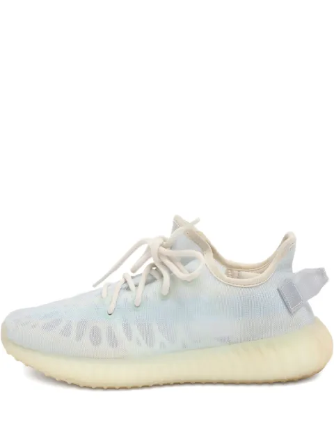 adidas Yeezy Boost 350 V2 sneakers