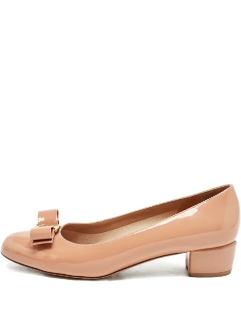 Ferragamo Pre-Owned Vara bow-detail pumps