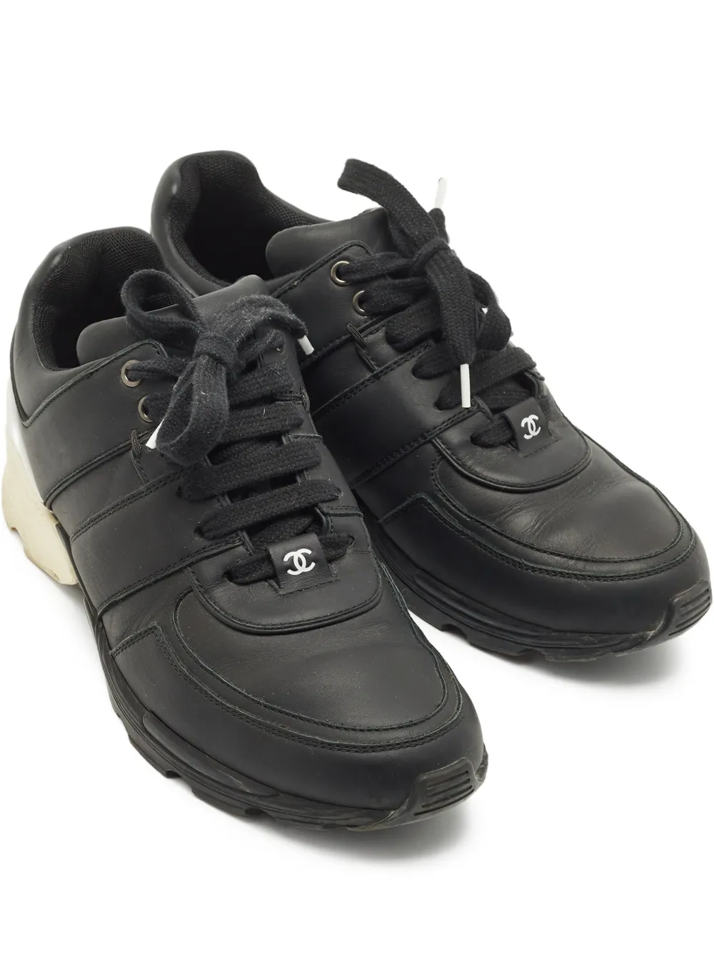 CHANEL Pre-Owned cc leather sneakers - Schwarz