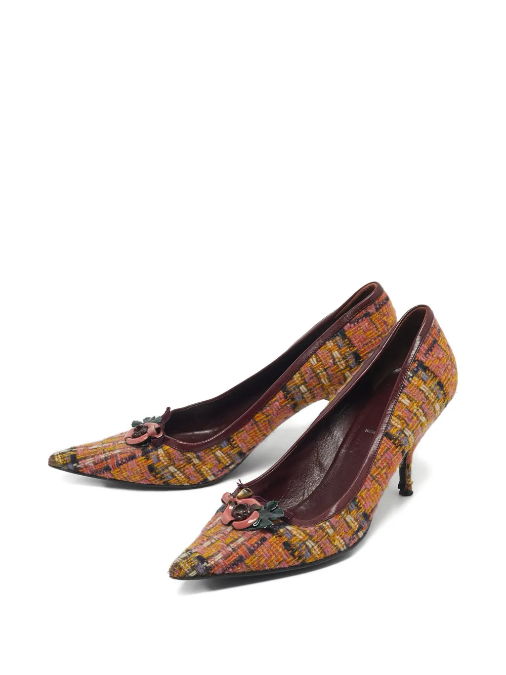 Miu Miu Pre-Owned flower-embellished pointed pumps | Image 2