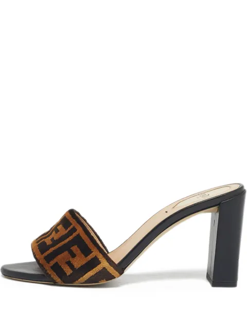 Fendi Pre-Owned FF-motif sandals