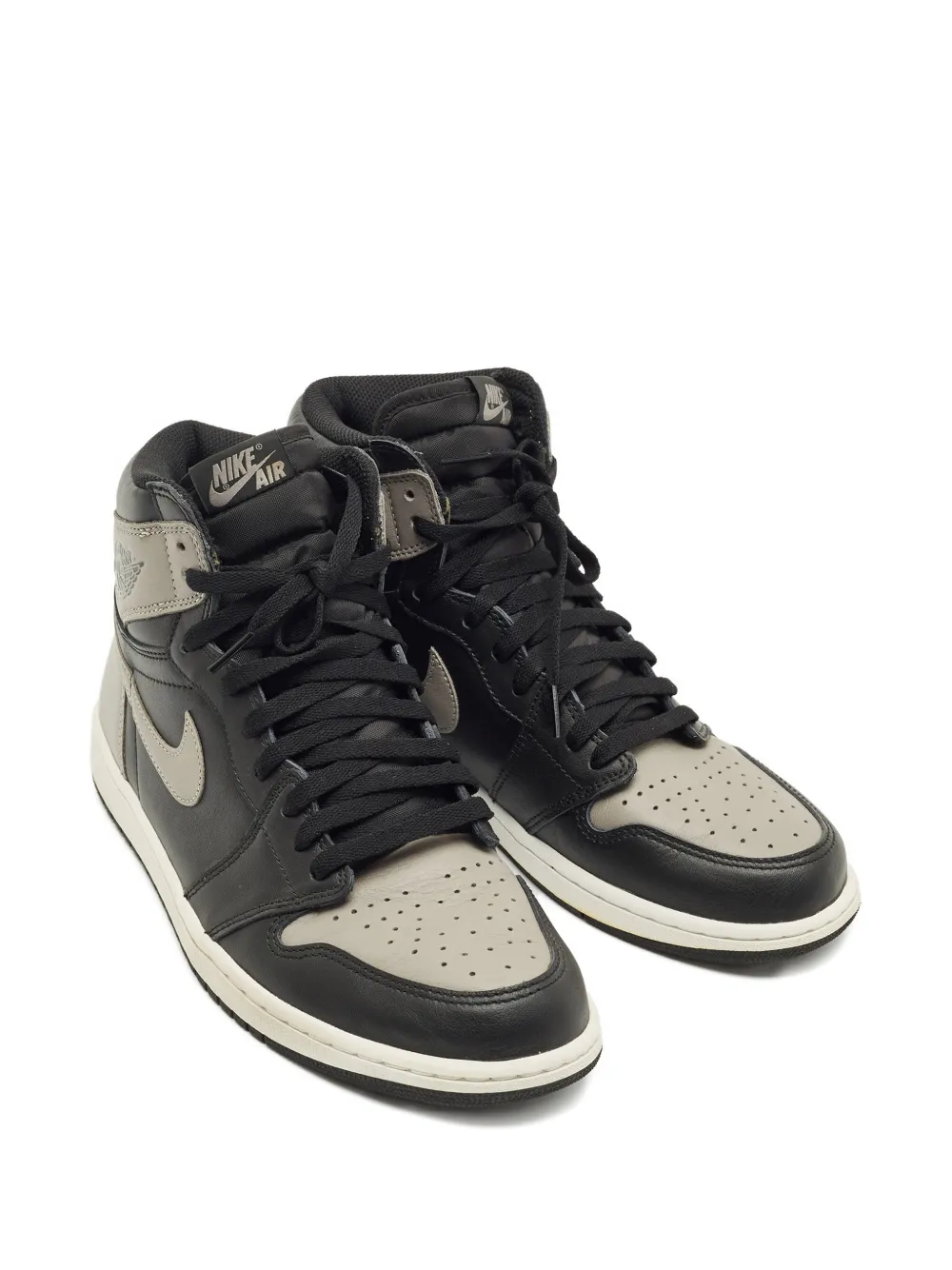 Jordan Air Jordan 1 Retro high-top sneakers | Image 2