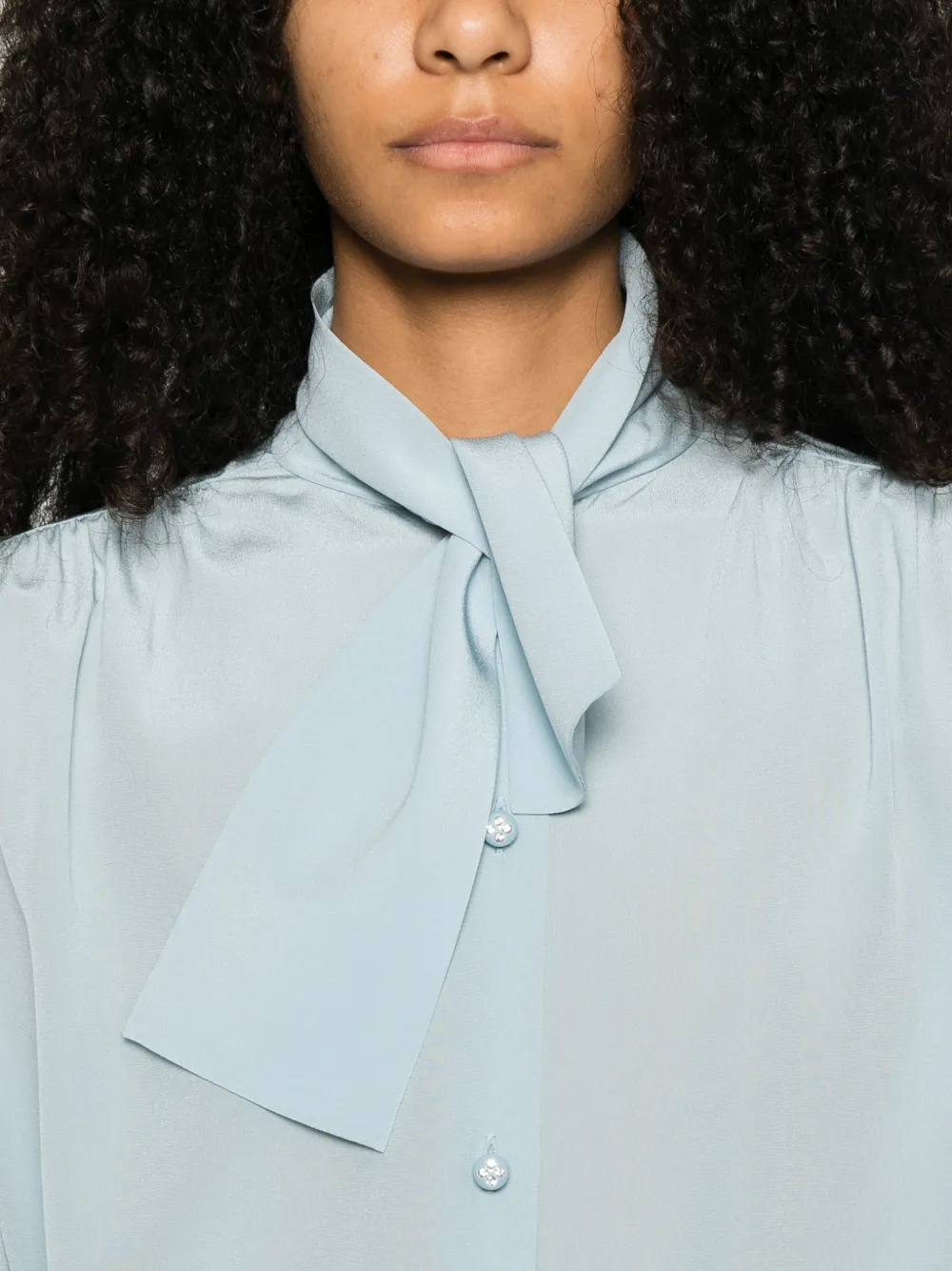 Valentino Garavani Blouse met gestrikte kraag en knopen Blauw