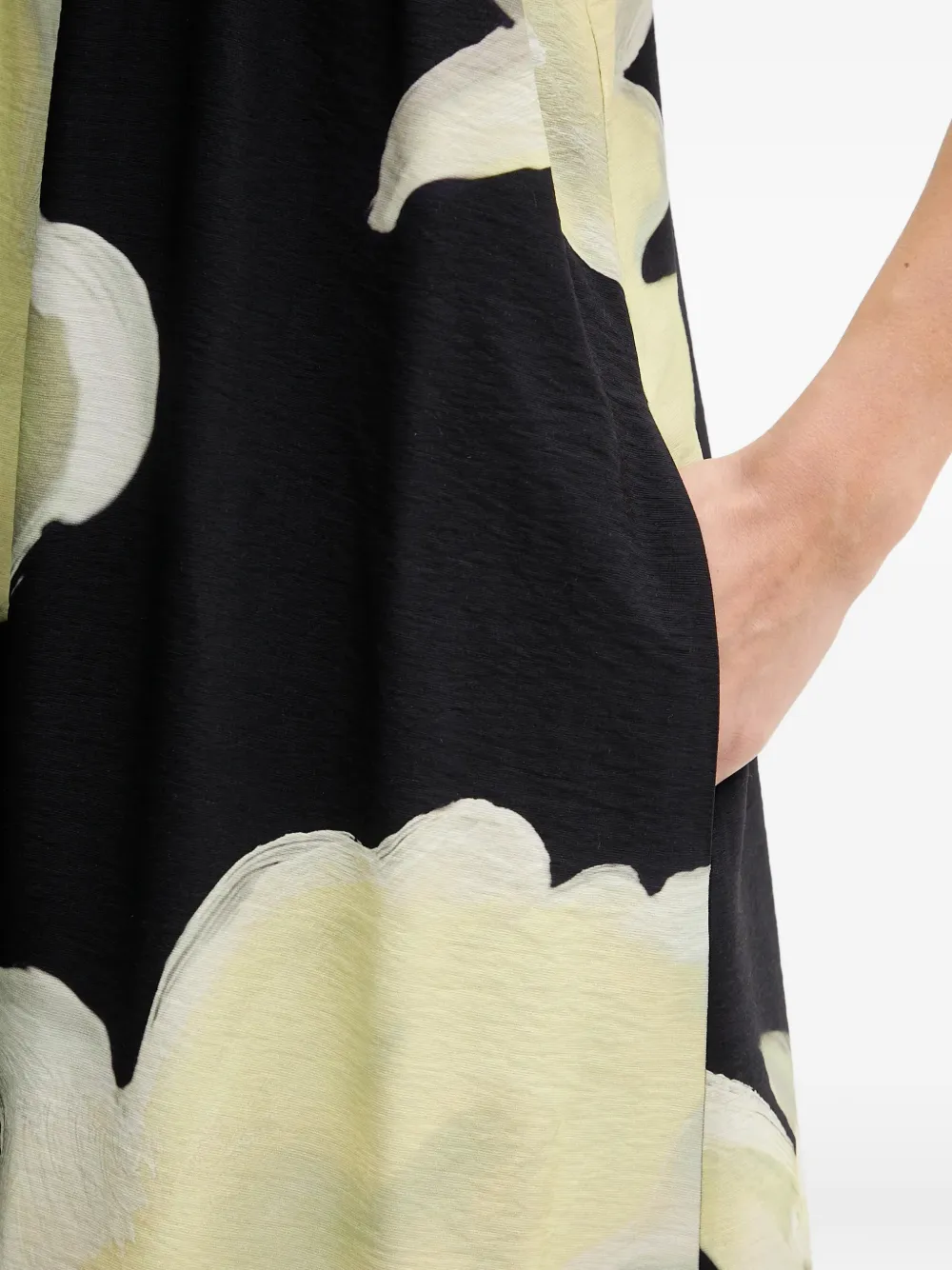 Stine Goya Jurk met ruches en bloemenprint Zwart