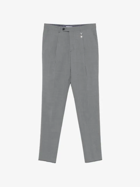 Manuel Ritz Bundfaltenhose mit Anhänger-Detail