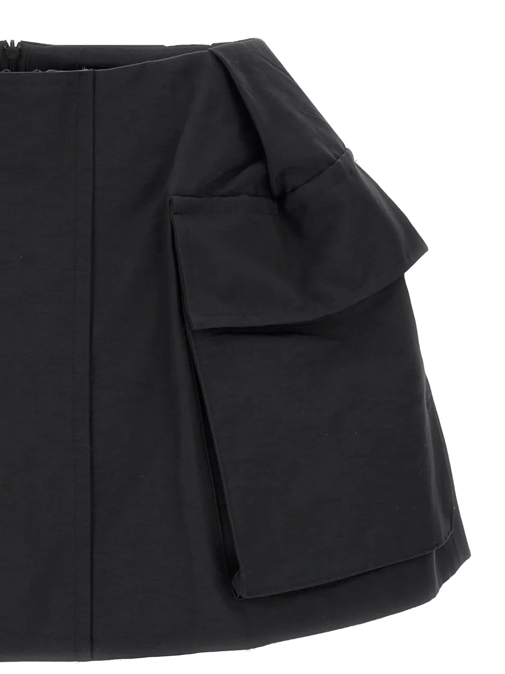  Sacai Cargo Zip Mini Shorts - Black 