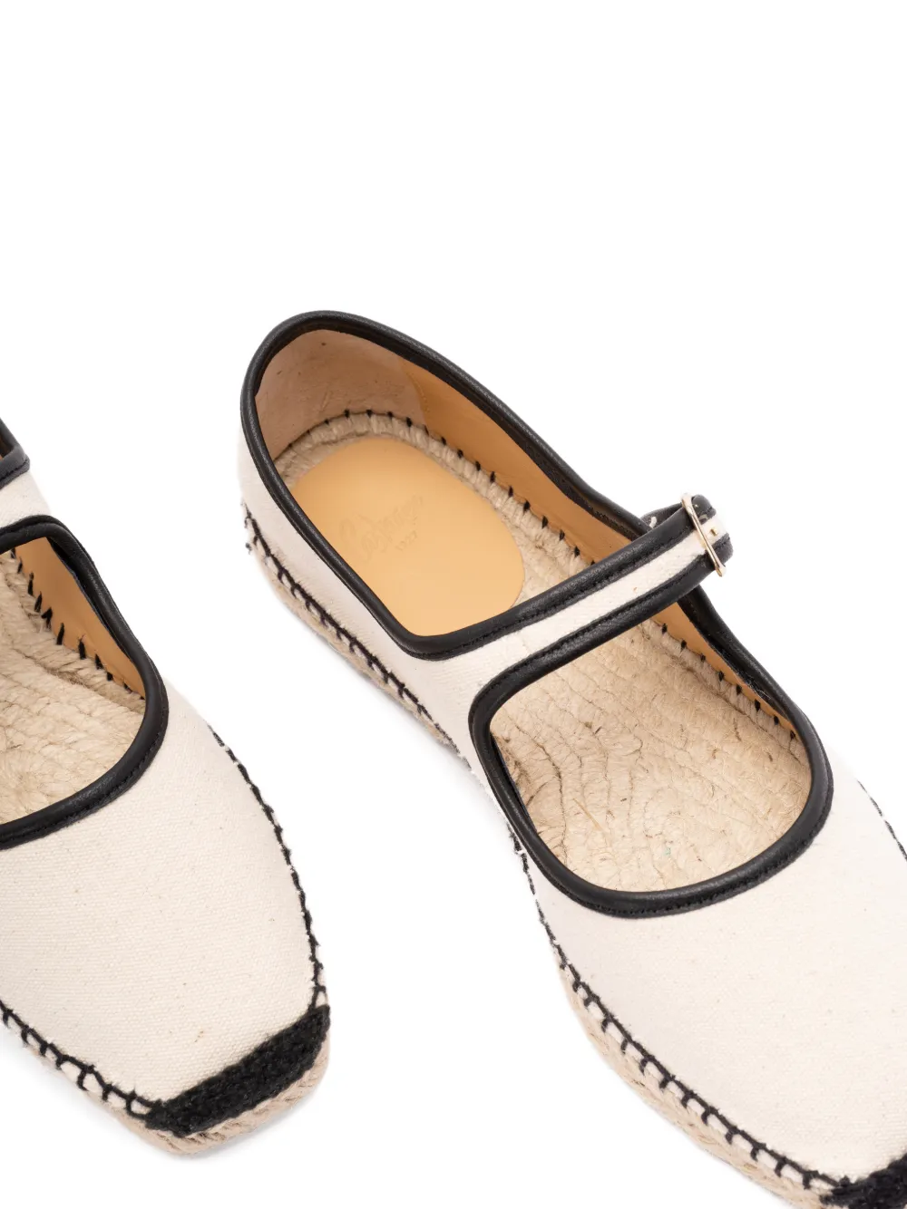 Castañer Espadrilles met gesp Beige