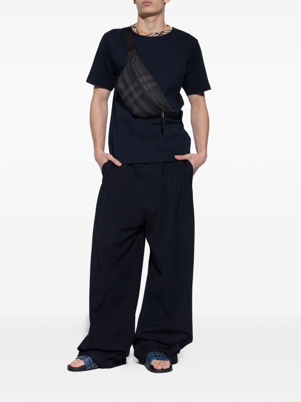 Burberry Geruite teenslippers Blauw