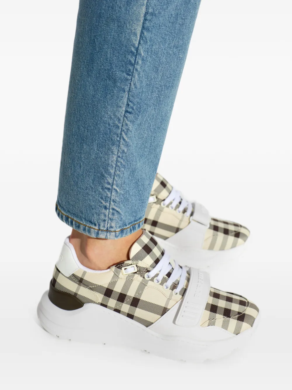 Burberry check sneakers Beige
