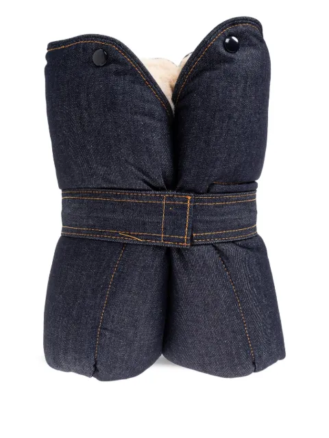 A.P.C. logo strap pet bed