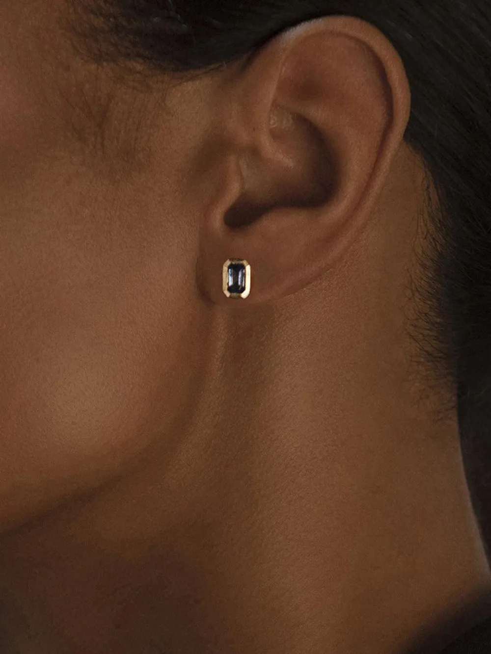  Azlee Sapphire Stud Earrings - Gold 
