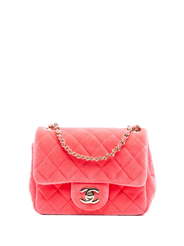 Chanel Pre-owned 2020 Mini Square Classic Velvet Pearl Crush Single Flap Crossbody Bag in Pink