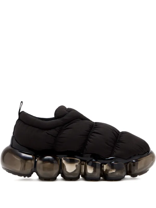 GROUNDS Jewelry Puff スニーカー | ブラック | FARFETCH JP
