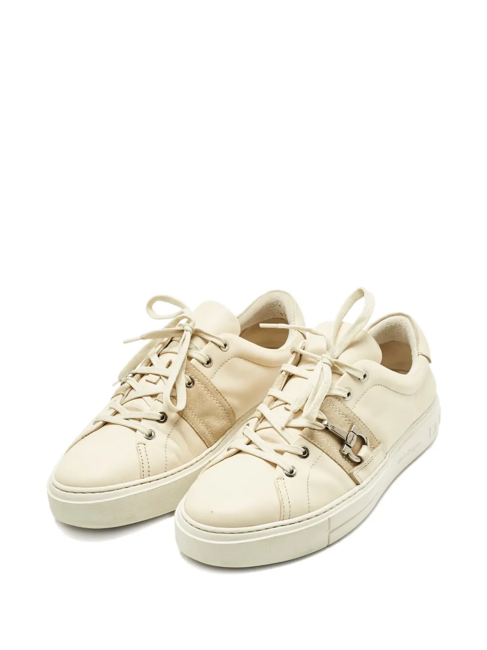 Ferragamo Pre-Owned Sultan suede-panel sneakers | Image 2