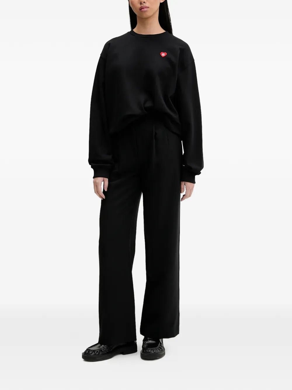 HUGO 하트 패치 크루 넥 스웨트셔츠 | 스웨트셔츠 | Image 2