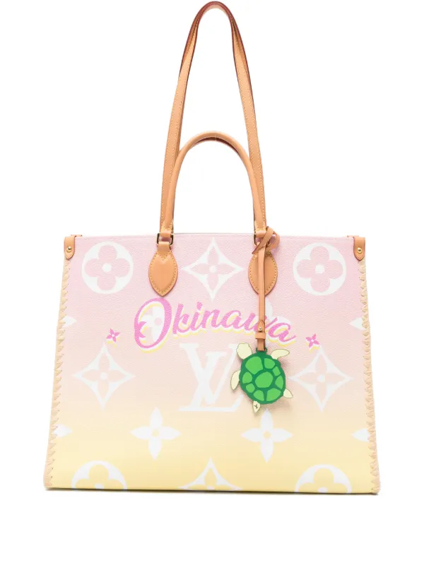 Louis Vuitton Pre-owned Onthego GM Turtle-charm Tote Bag in Pink