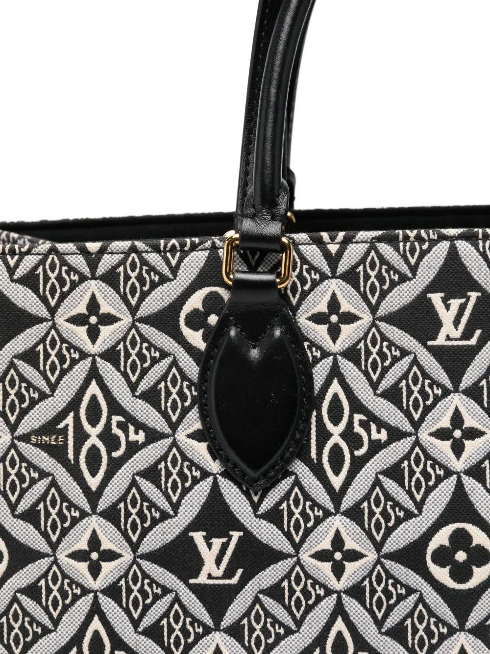 Louis Vuitton Pre-Owned Louis Vuitton OnTheGo GM shopper met jacquard monogram Zwart