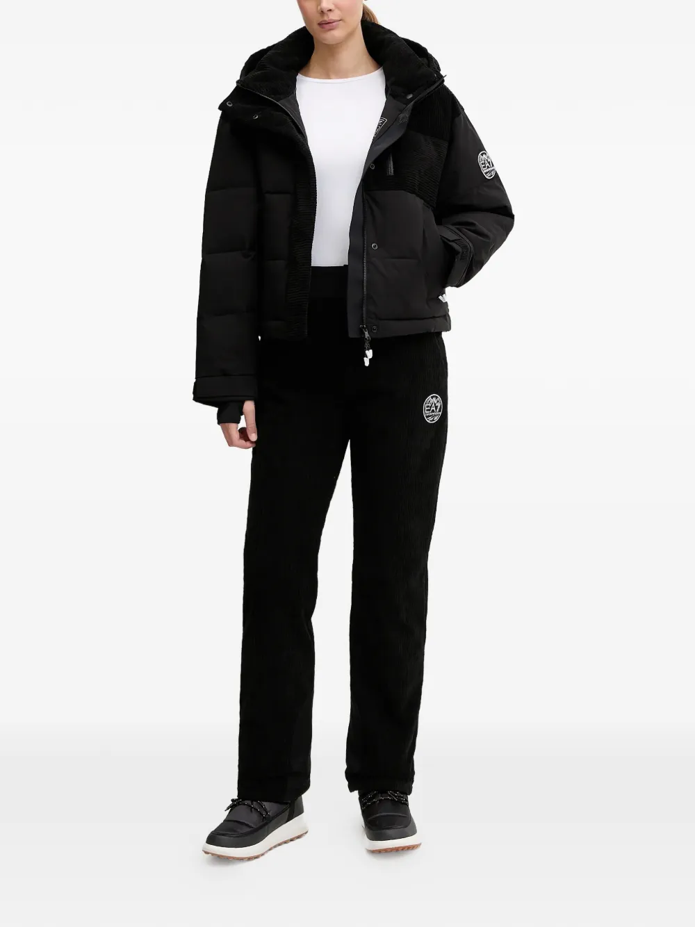 Ea7 Emporio Armani Ski-jack met ribfluwelen detail en capuchon Zwart