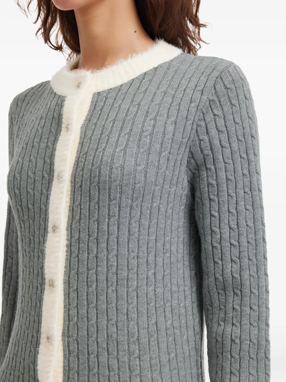 b+ab Kabelgebreid vest met knoop Grijs