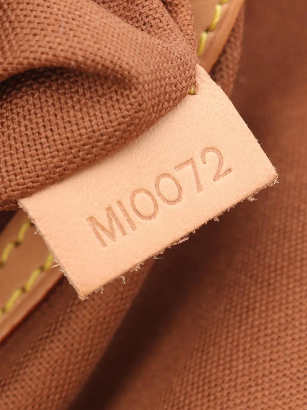 Louis Vuitton Pre-Owned 2002 Monogram Mini Looping handbag | Pre-Owned | Image 2