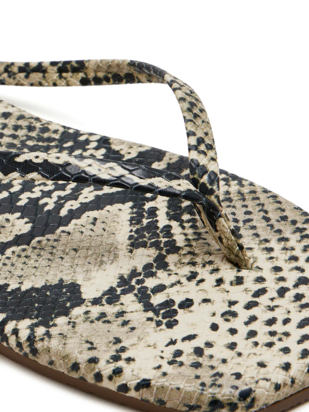 Tkees Teenslippers met vierkante neus en slangen-effect Beige