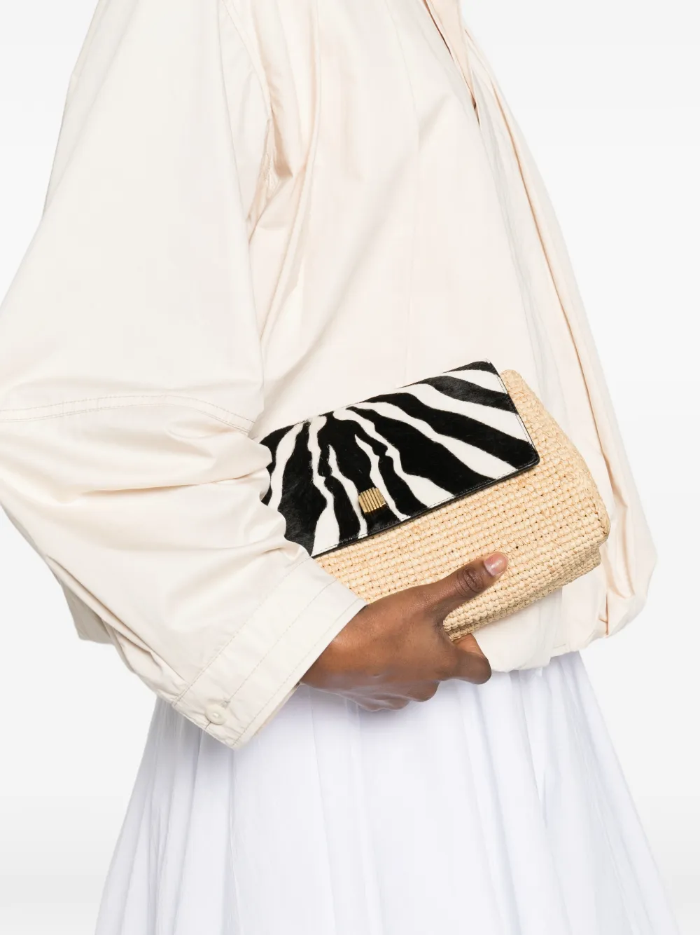 KHAITE Audrey crossbodytas met zebraprint Beige