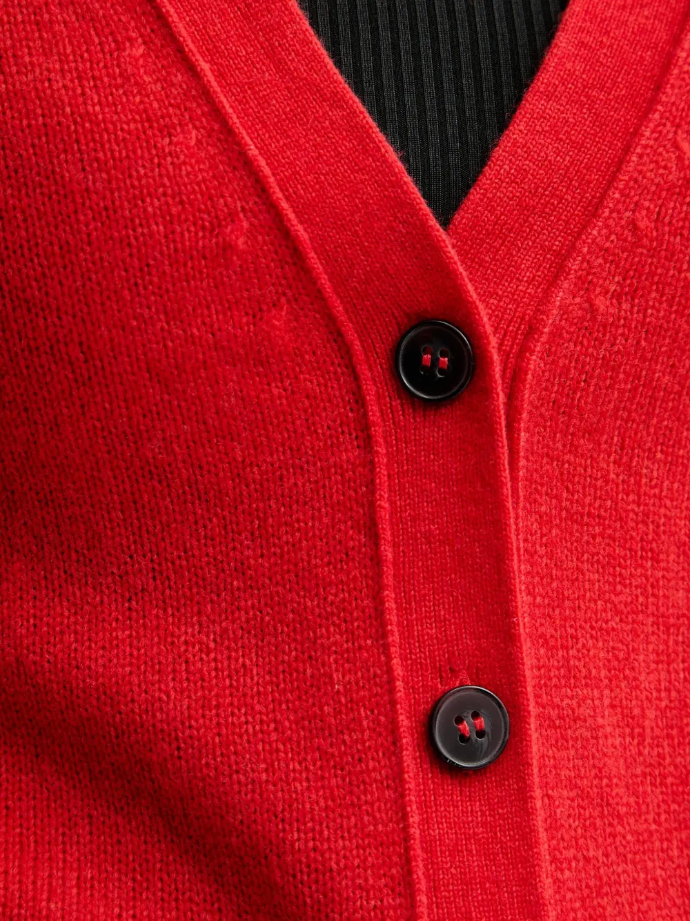 Marc O'Polo Truien met knopen en V-hals Rood