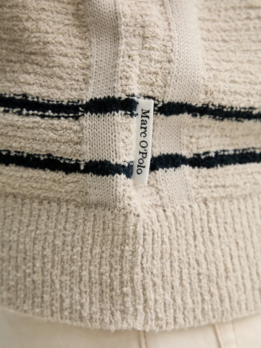 Marc O'Polo Gestreept vest met knopen Beige